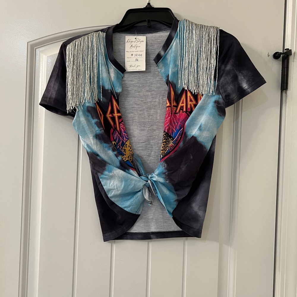 NWT Boutique Fringe Tie Tee